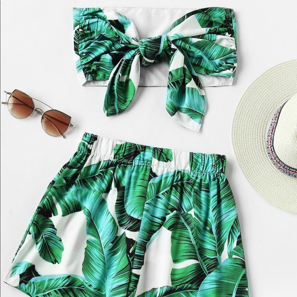 Palm Print Two Piece Set